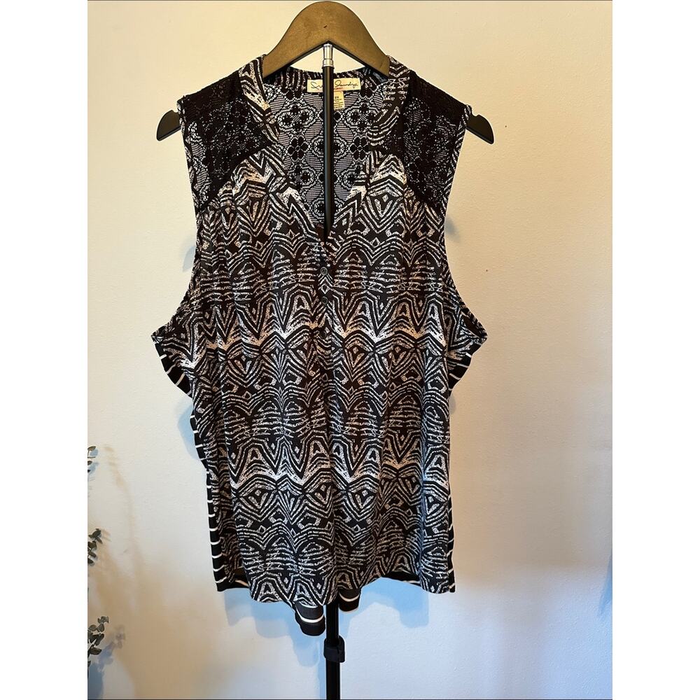 French Laundry Black & White Geometric Lace Shoulder Tank Blouse Size 2X